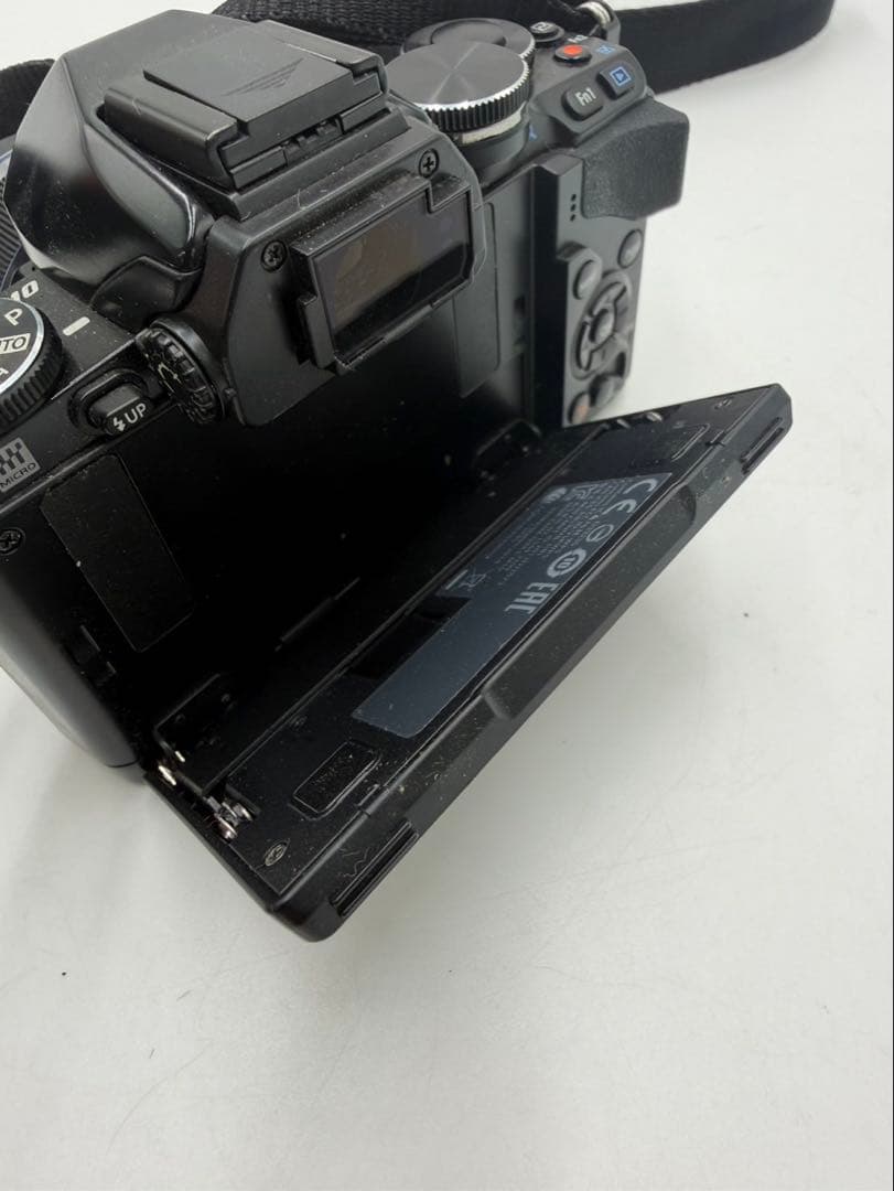 デジタルカメラ OLYMPUS OM-D E-M10 45mm 1:1.8