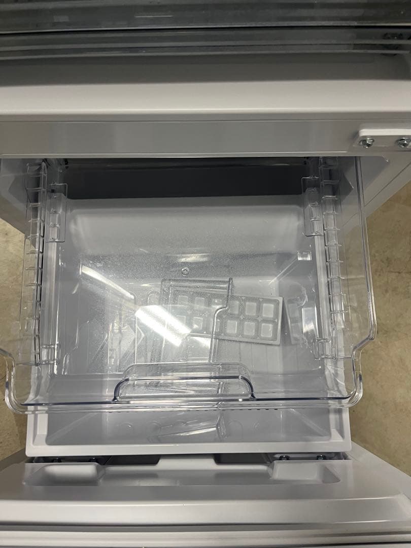 2023年製 SHARP 冷凍冷蔵庫 SJ-D18J-W 白 ホワイト T