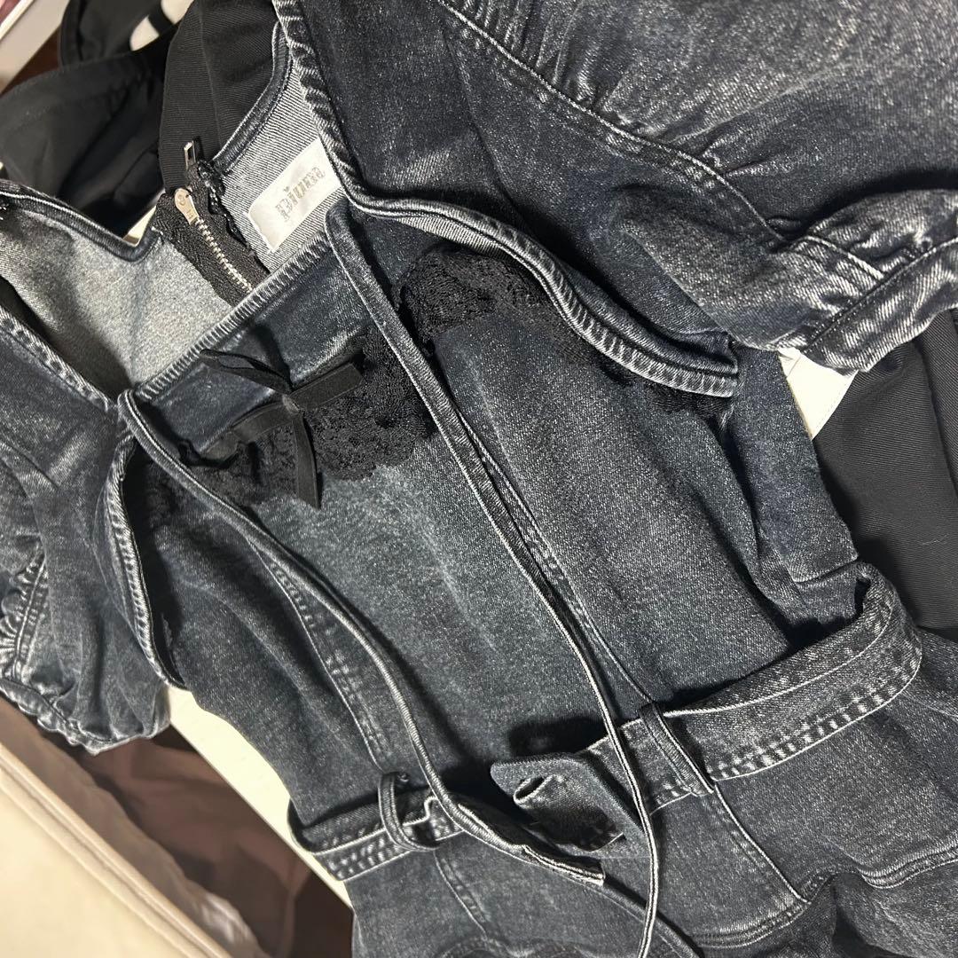 pium ピウム ティアードフリルミニワンピース ブラック デニム