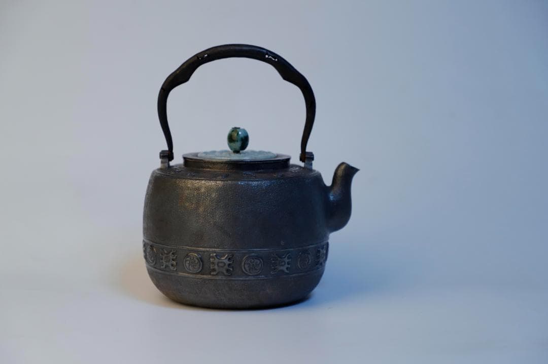 純銀製 青銅器紋 玉摘蓋 湯沸 銀瓶 煎茶道具