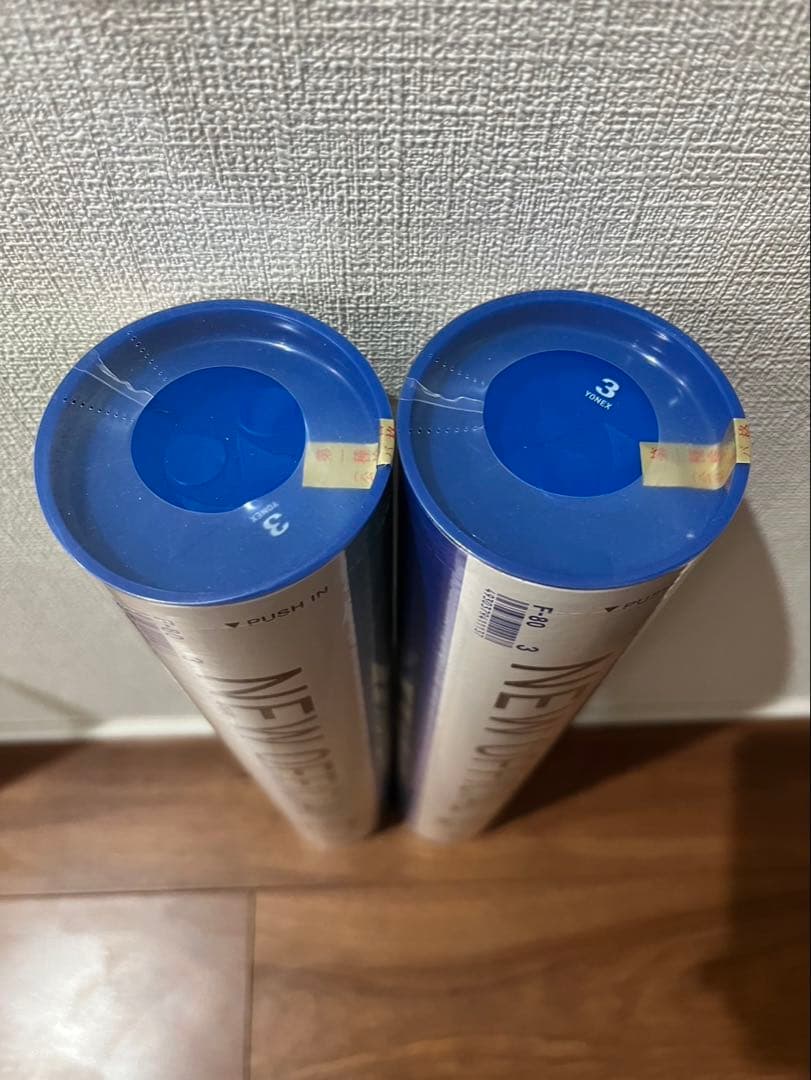 【更に値下げ中！新品未使用】YONEX NEW OFFICIAL シャトル2本