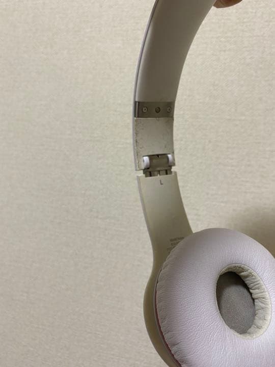 Beats ヘッドホン白