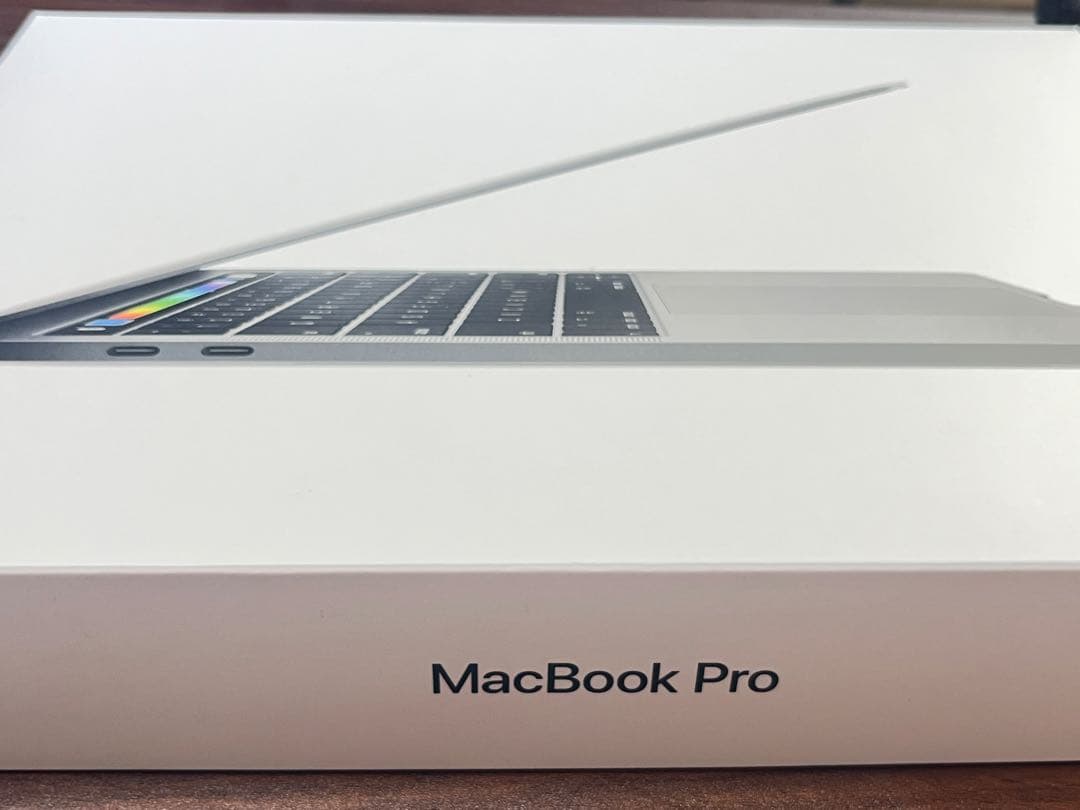 スマホ・タブレット・パソコン macbook pro 2017