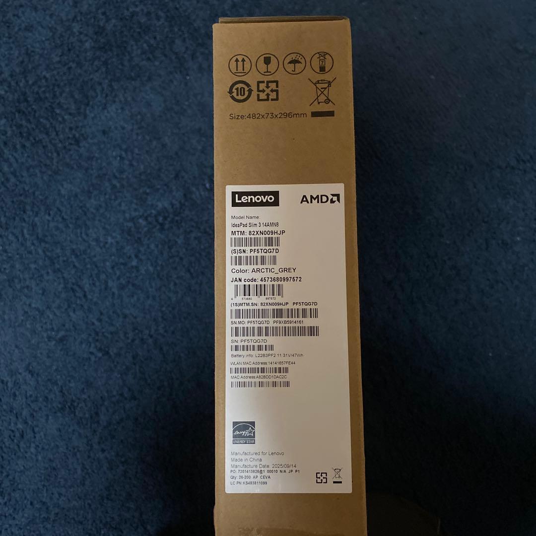 Lenovo ノートパソコン　82XN009HJP