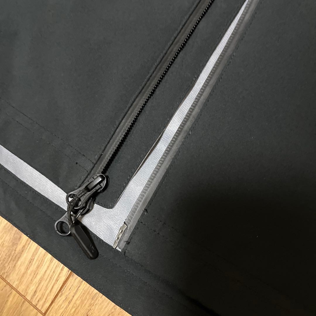 CHROME マウンテンパーカー　試着のみ