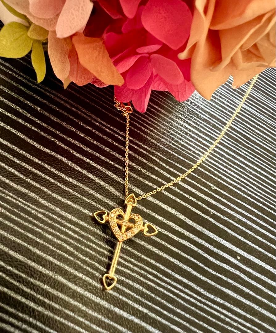 最後のお値下げ‼️18金ペンダントタップクルス