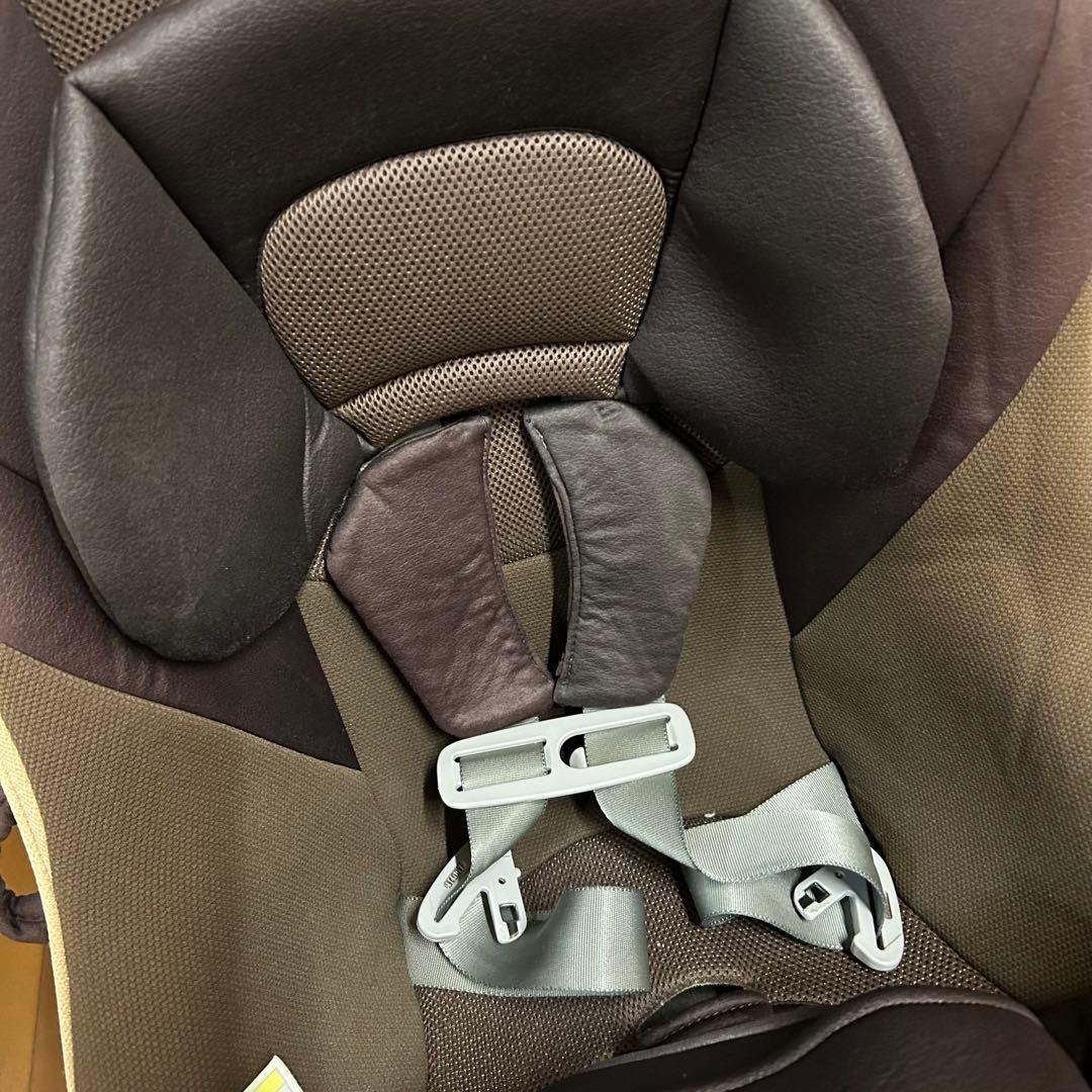 美品清掃済み　Combi コンビ ゼウスターン EG ZZ チャイルドシート