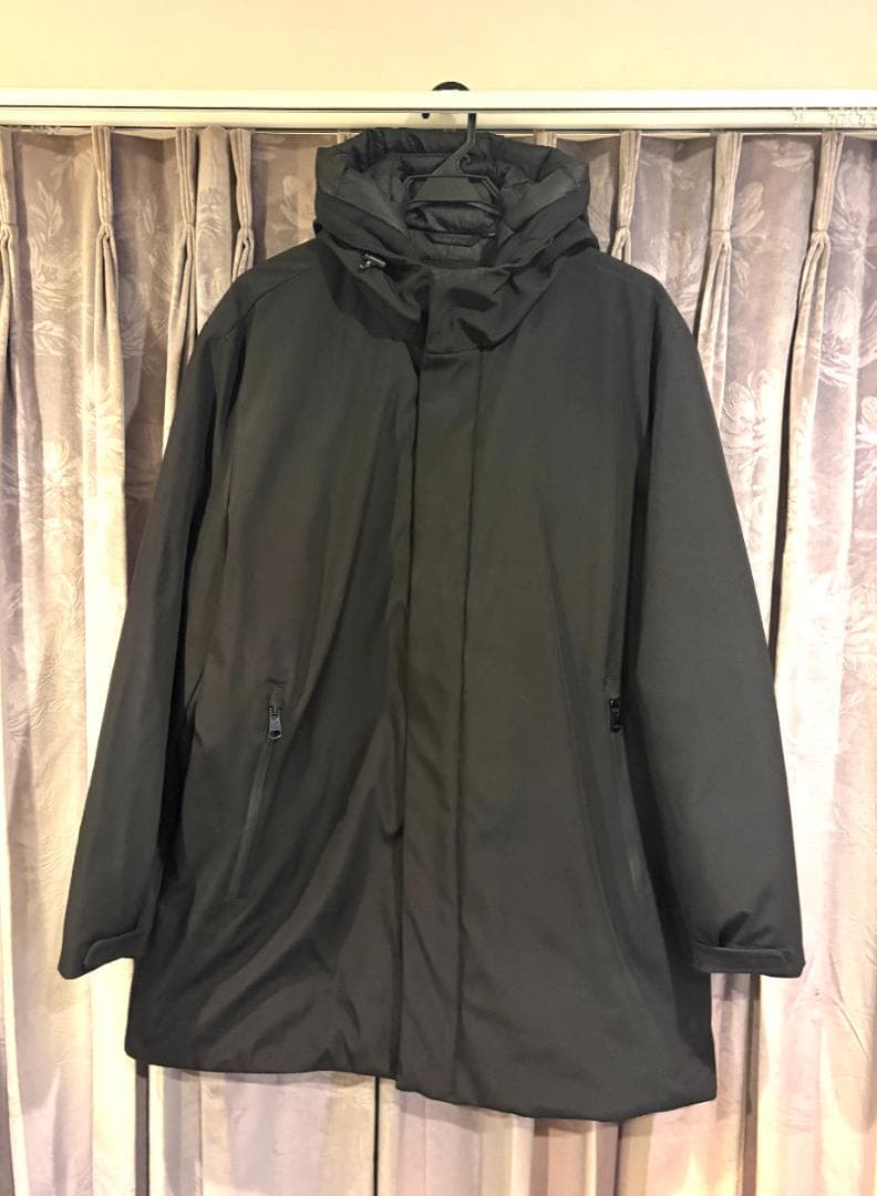   ブラックロングコート