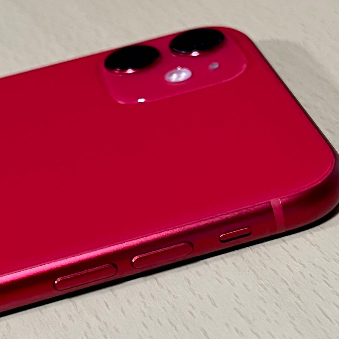 美品 iPhone11 64GB レッド　純正新品ライトニングケーブル付き