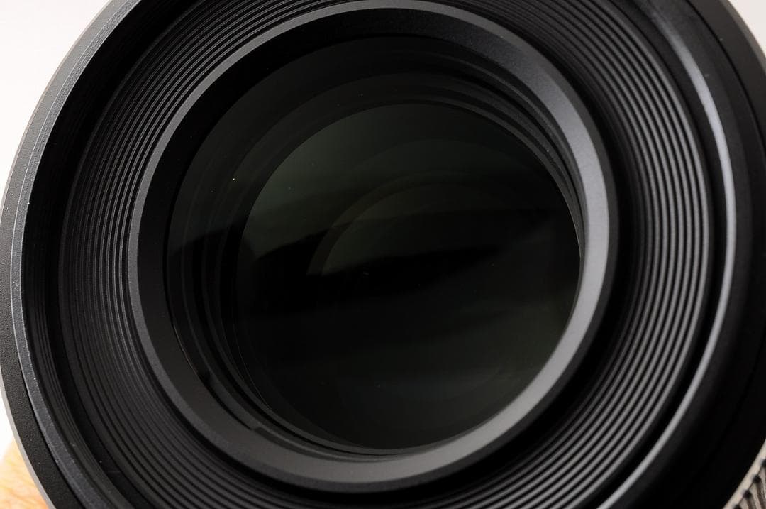 新品未使用 SONY FE 100mm F2.8 Macro GM OSS