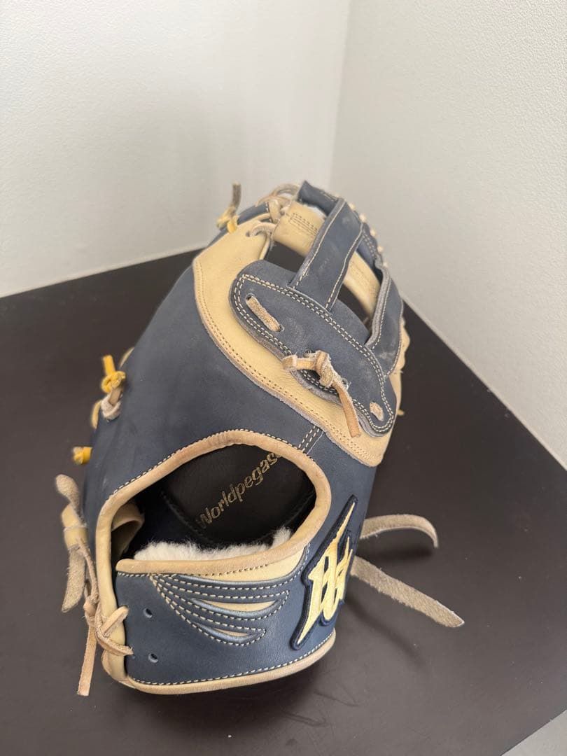 ハイゴールド　軟式グローブ ネイビー/ベージュ