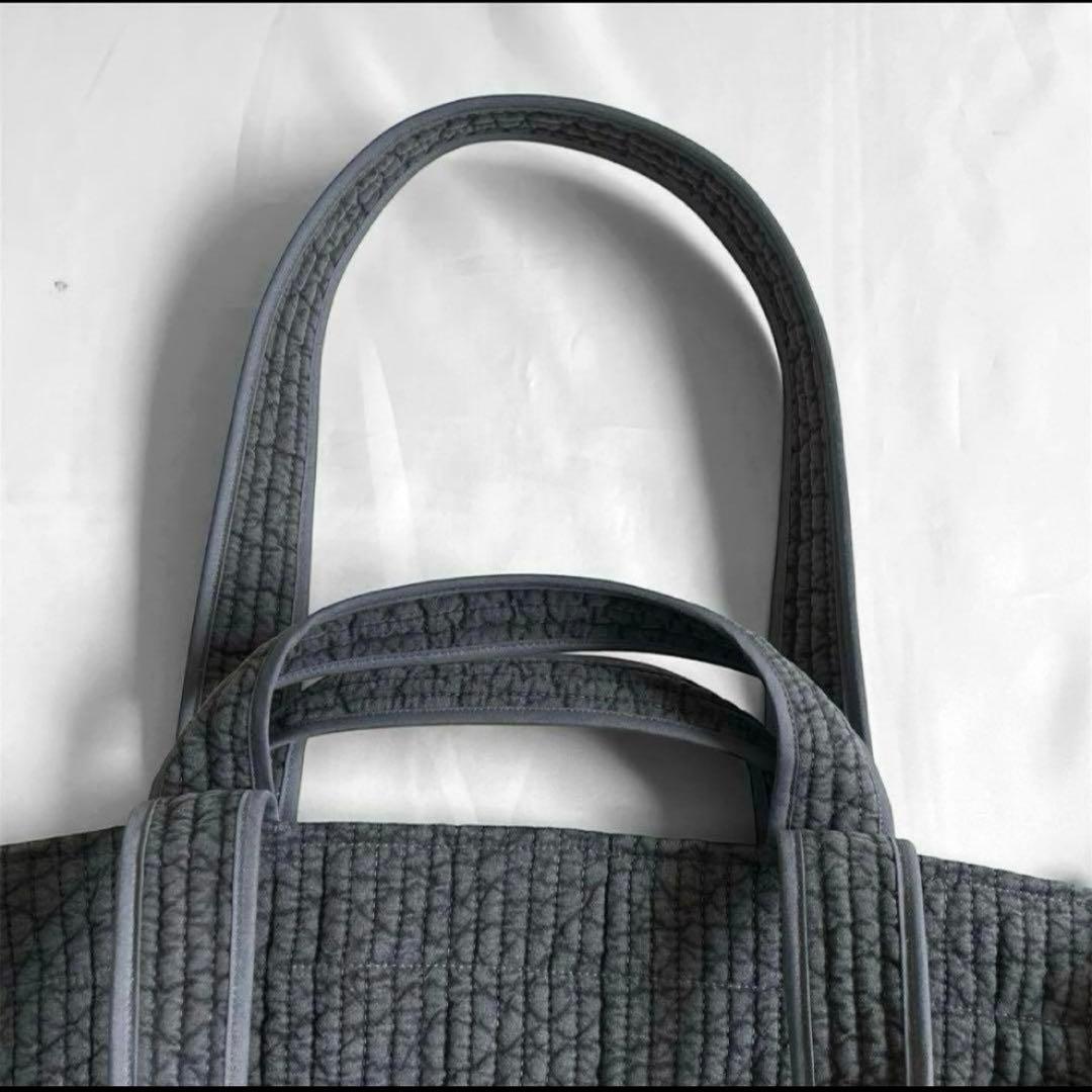 新作♡ヌビバッグ　フリルギャザー　ダークグレー×ブラック　パール　底板マグネット