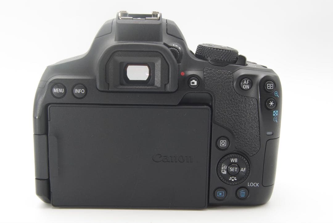 【即使用可能】Canon EOS Kiss X10i Wレンズ　手ぶれ補正　美品