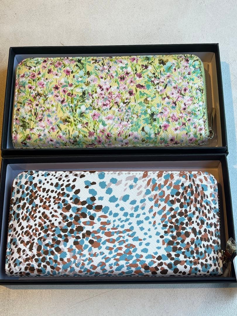 【新品未使用】LUPUY 花柄とレオパード柄 長財布2点セット　定価30800円