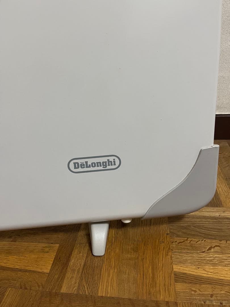 デロンギ 薄型パネルヒーター HLP400C 電気パネルヒーター 320W