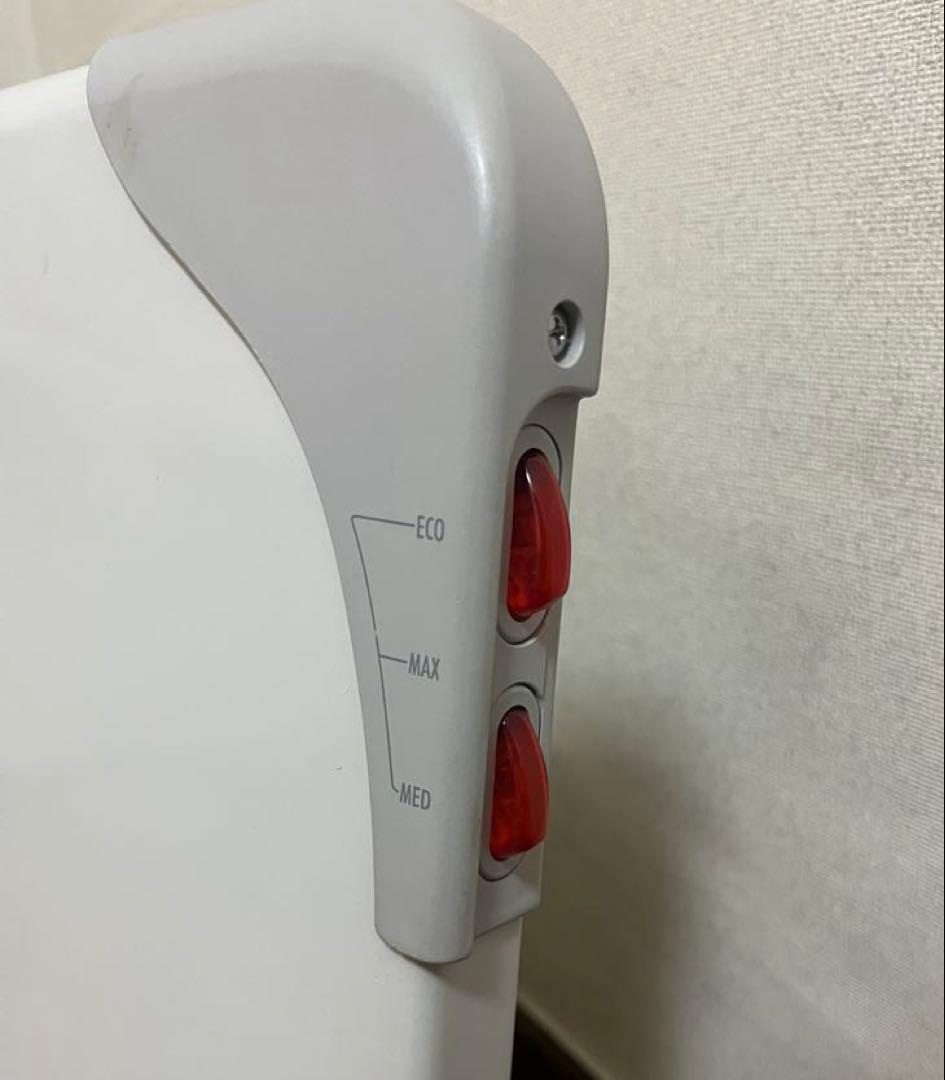 デロンギ 薄型パネルヒーター HLP400C 電気パネルヒーター 320W