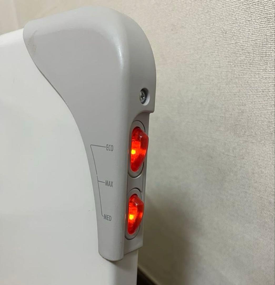 デロンギ 薄型パネルヒーター HLP400C 電気パネルヒーター 320W