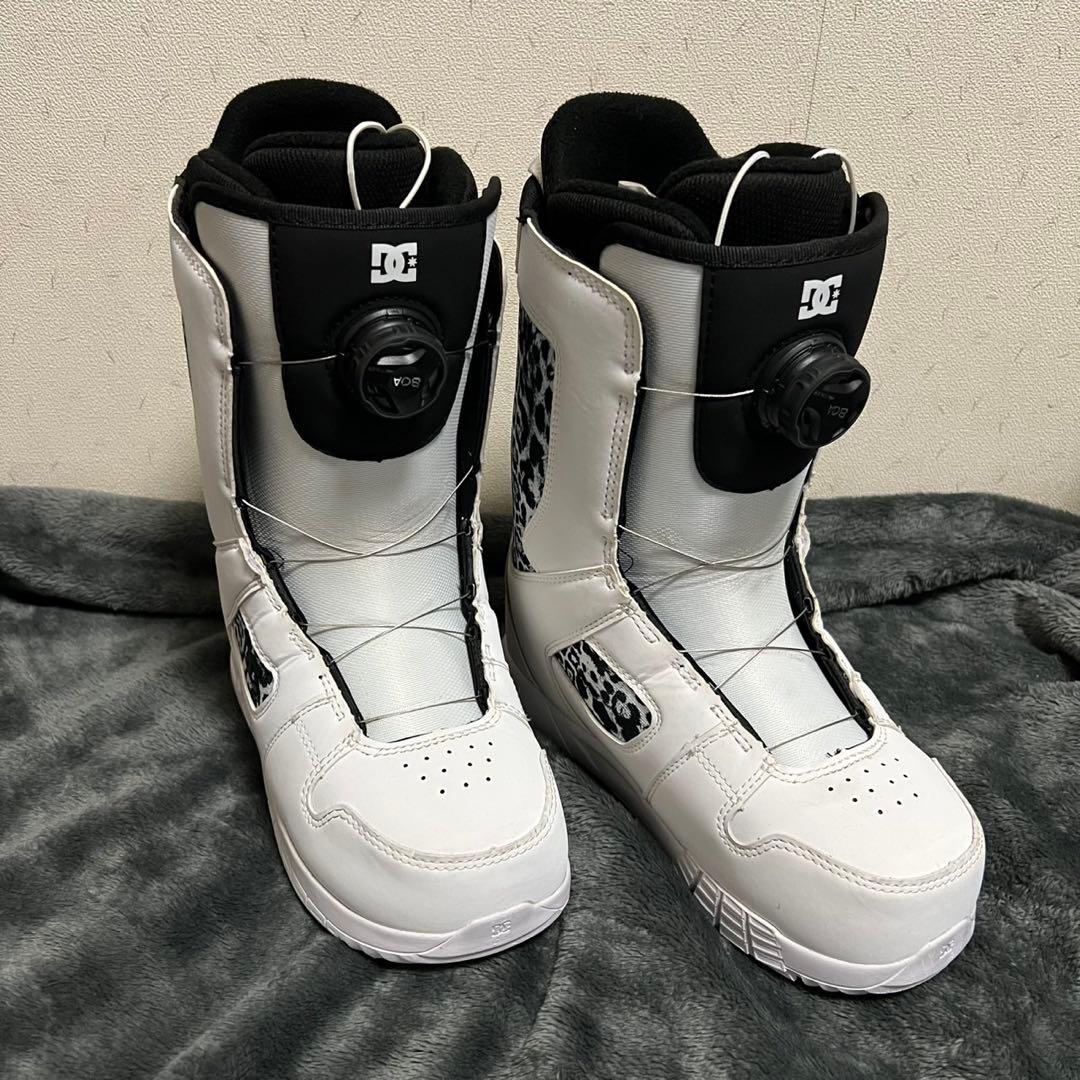 DC スノーボードブーツ ホワイト/レオパード