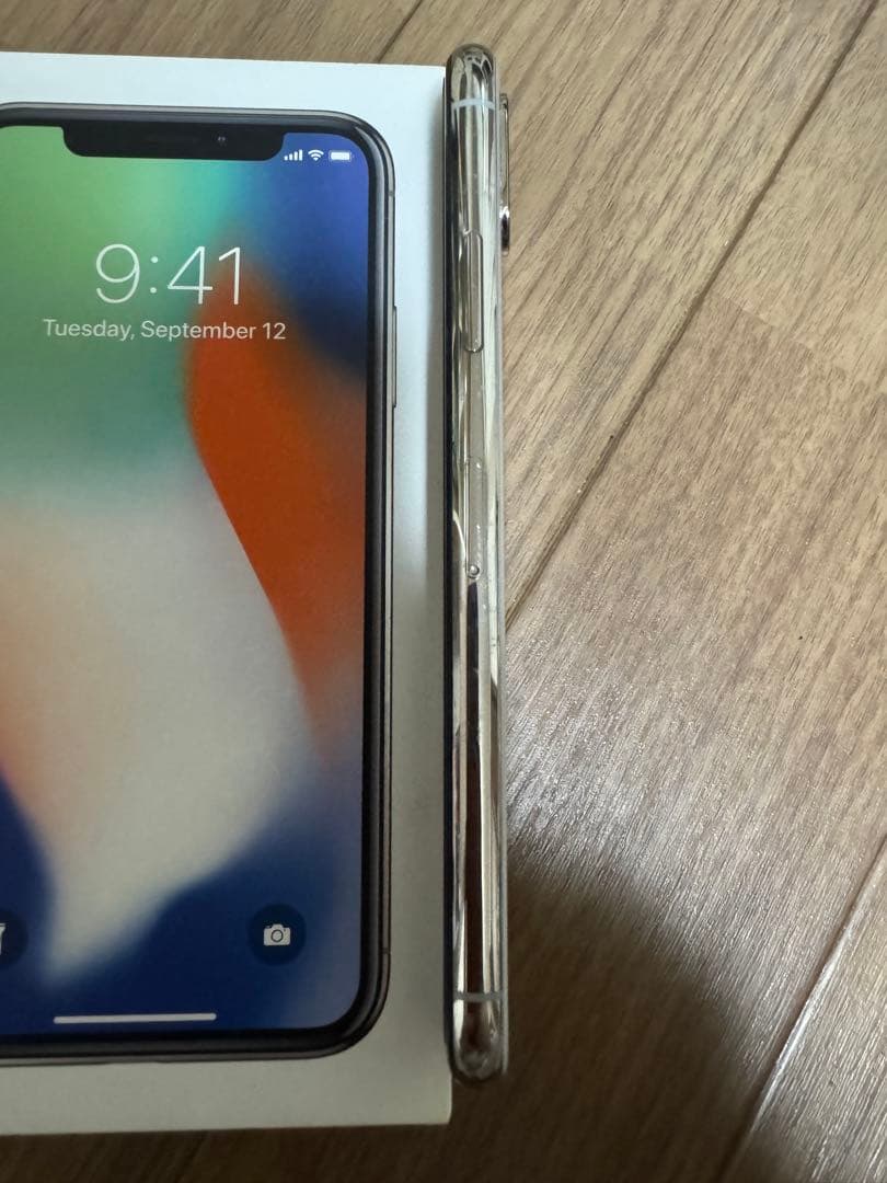 Apple iPhone X シルバー 本体のみ