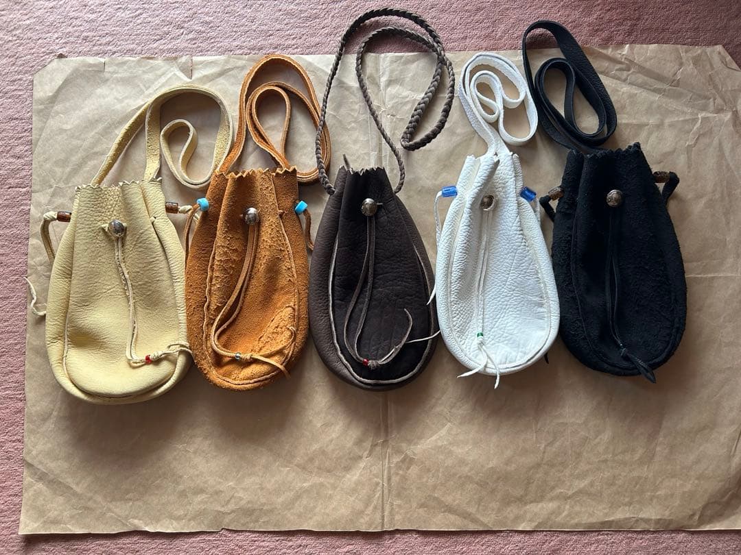 ディアスキン巾着　キャメル　スエード