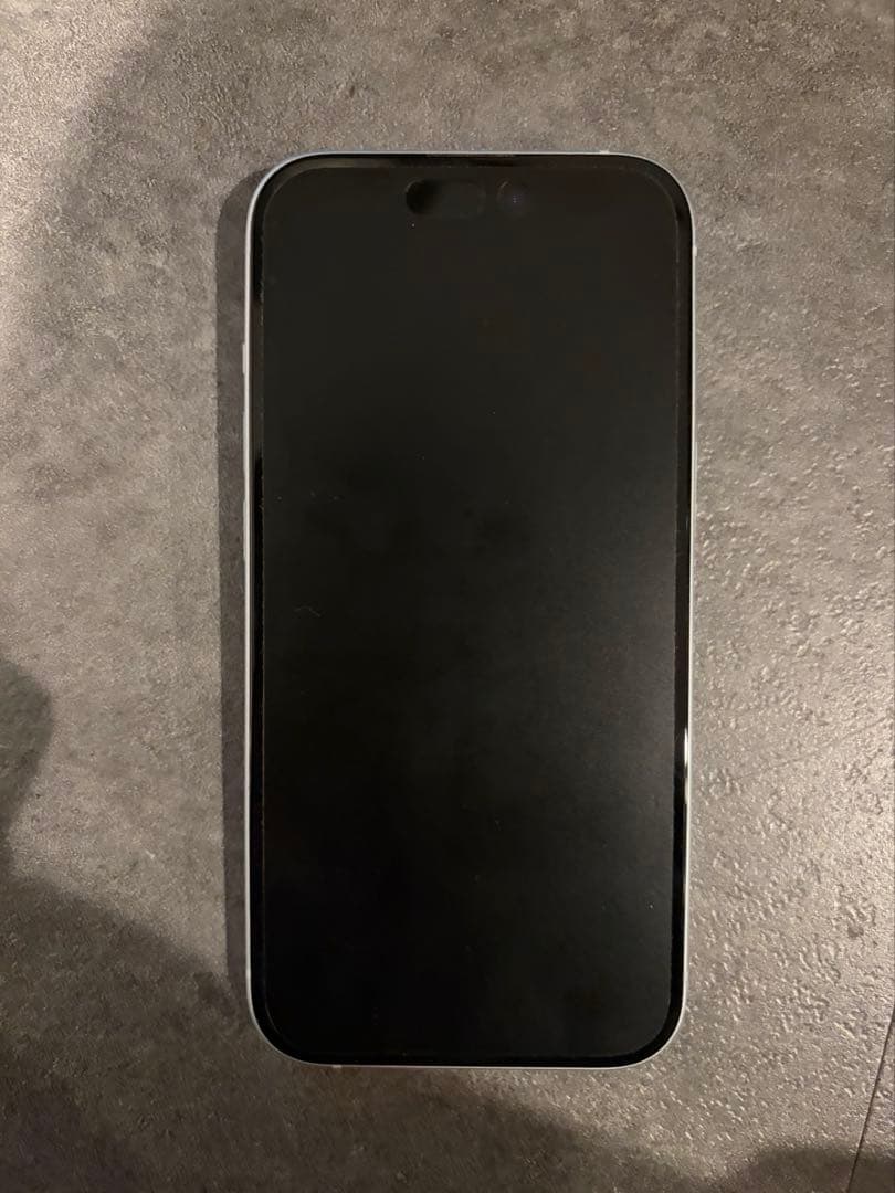 iPhone 15 ブルー　SIMフリー