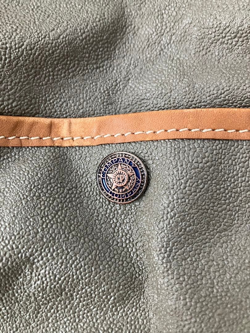 CP COMPANY ボストンバッグ&クラッチバッグ　イタリア　鞄　レザー　旅行