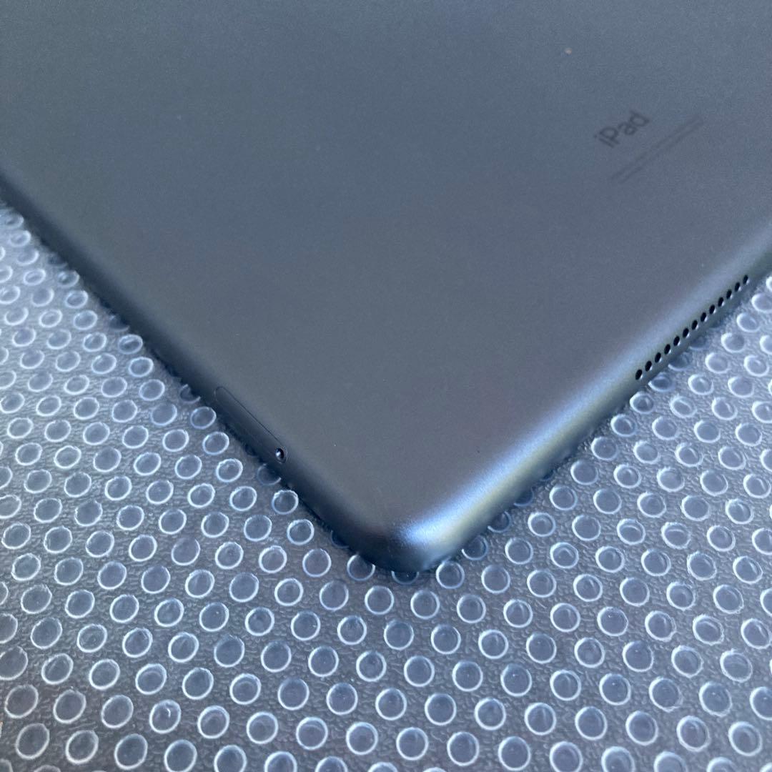 3745【早い者勝ち】美品☆電池最良好☆iPad8第8世代32GB SIMフリー