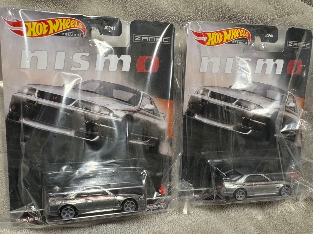 1/64 ホットウィール Nissan Skyline GT-R オートサロン