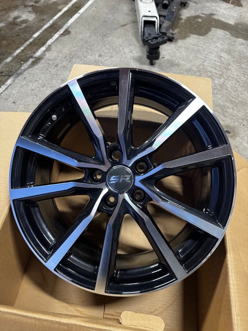 Vスポーク　18インチ　②