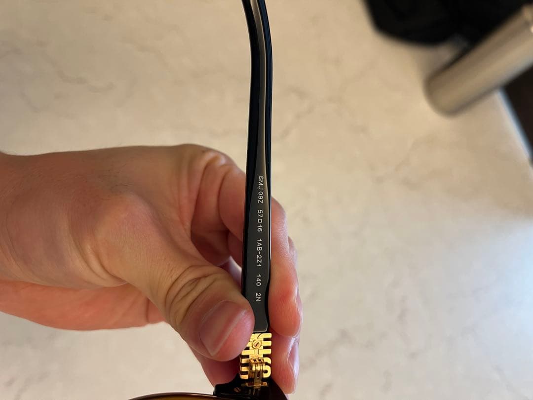 （新品）MIU MIU キャットアイサングラス SMU09Z