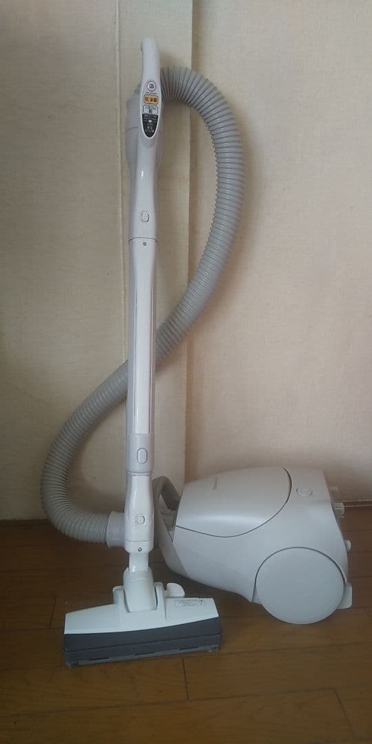 23年製❗軽量型、パナソニック、紙パック式掃除機(パワーノズル)