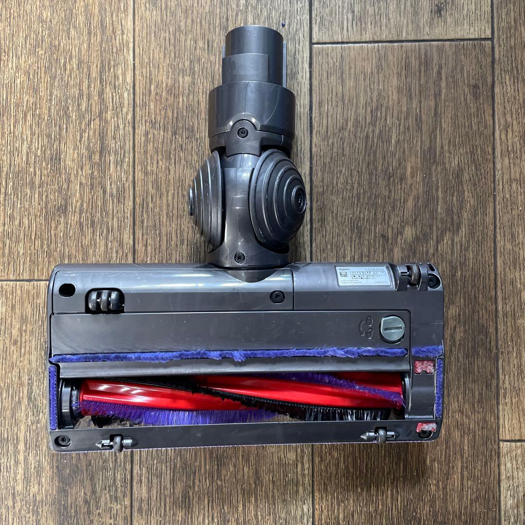 Dyson v7スティッククリーナー 充電器・アタッチメント付き