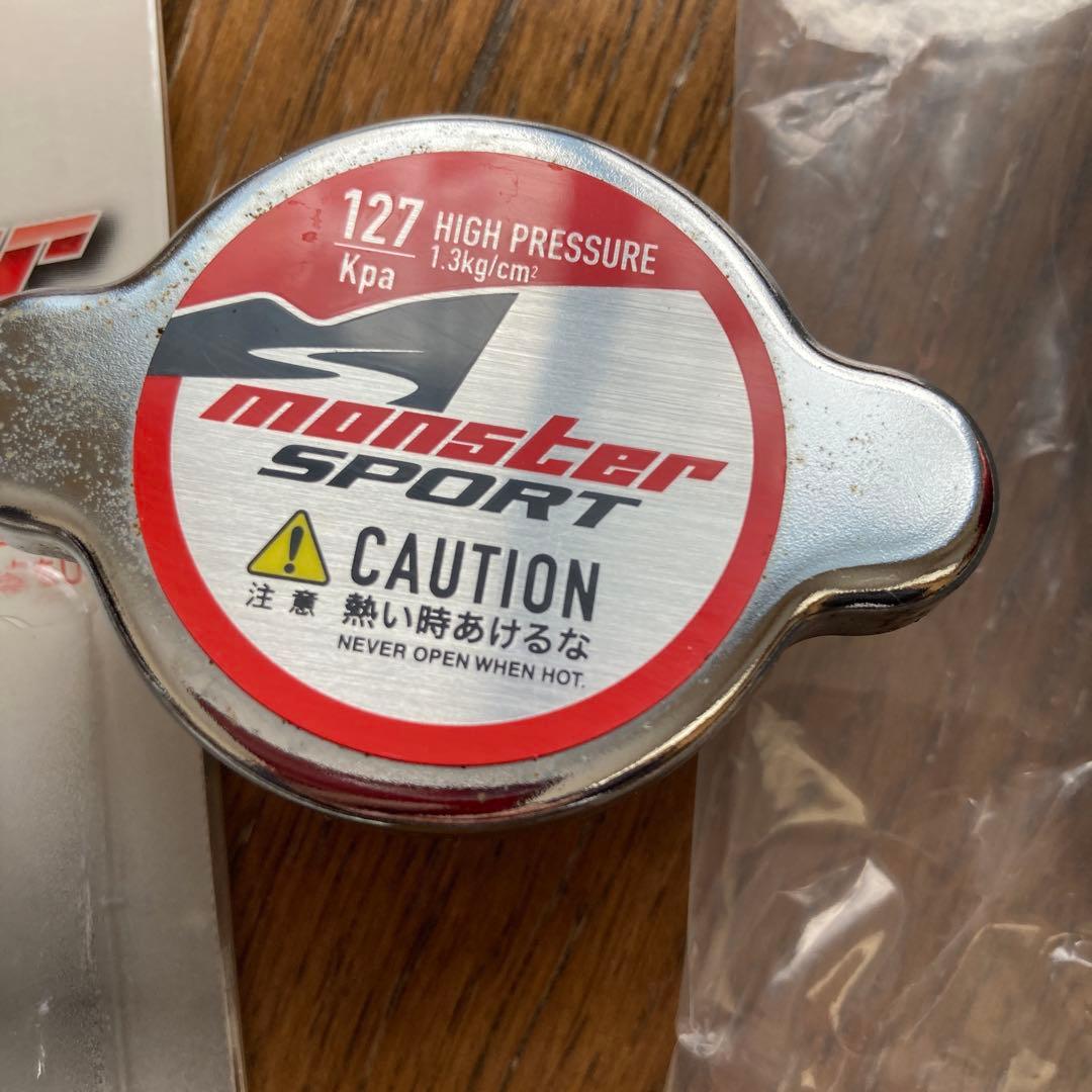 MONSTER SPORT オイルフィラーキャップ＆ ラジエーターキャップ