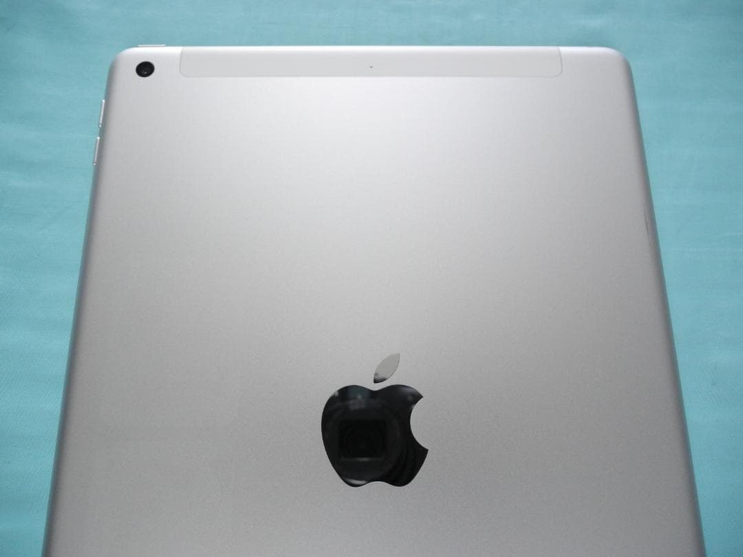 バッテリー新品　第7世代iPad SIMフリー