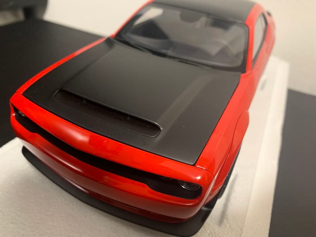 1/18 AUTOart ダッジ チャレンジャー SRT デーモン ※ミラー外れ