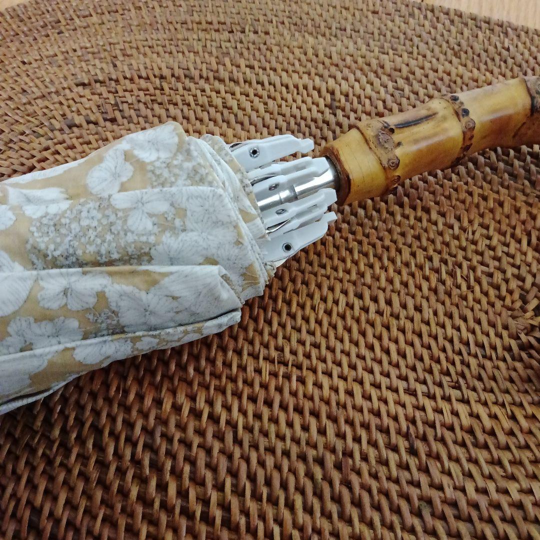 花柄折りたたみ傘 竹製ハンドル　リバティ