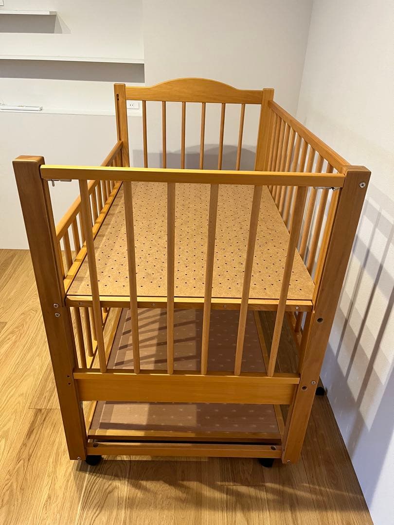 日本製木製ベビーベッド（ナチュラルウッド）