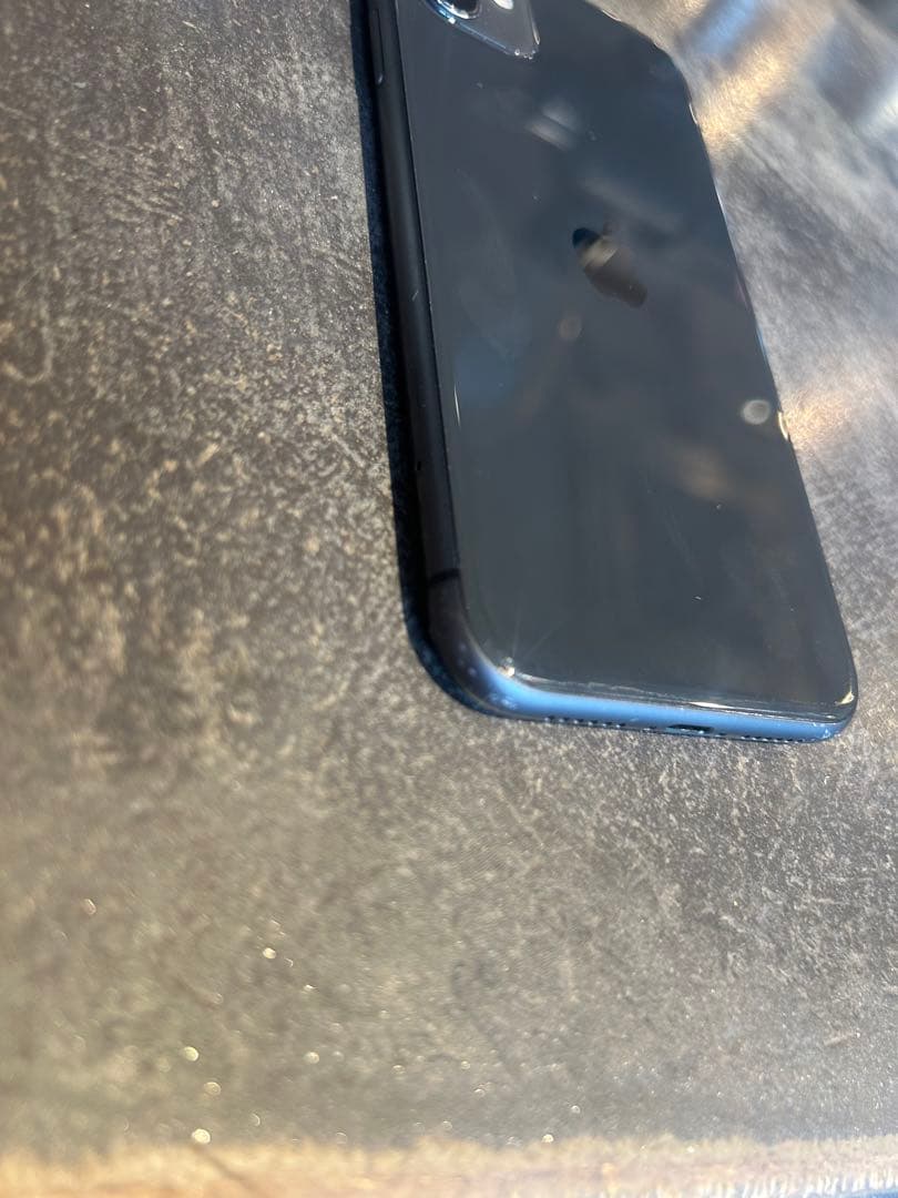 Apple iPhone 11 ブラック SIMフリー64GB