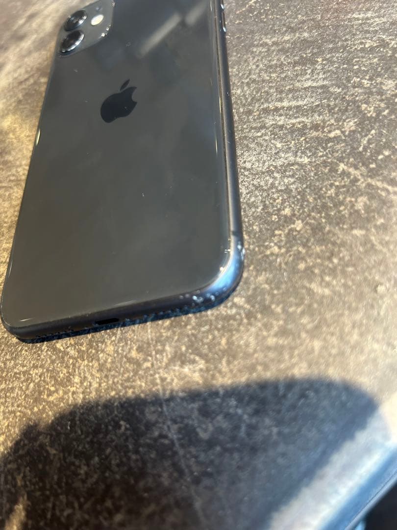 Apple iPhone 11 ブラック SIMフリー64GB