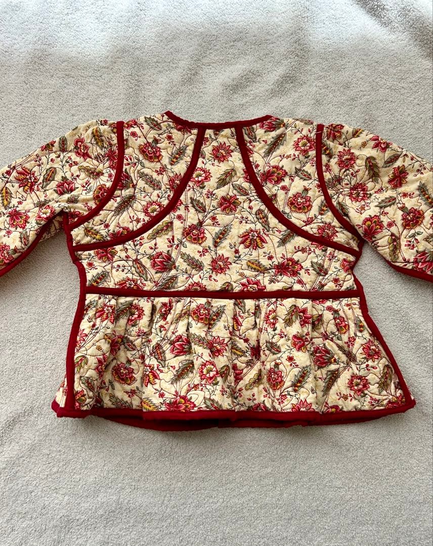 bonjour diary リバーシブルキルティングペプラムジャケット　4y