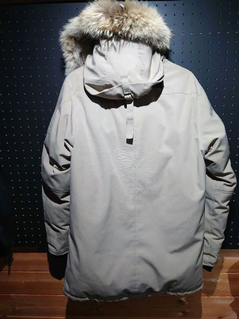 カナダグース名作「シャトーパーカ」Mサイズ