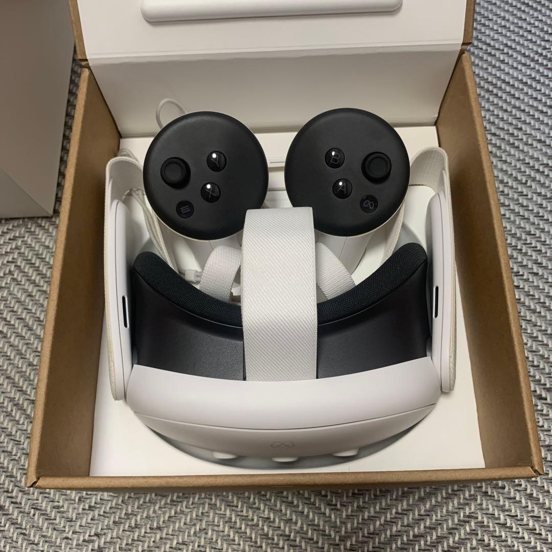 Quest 3 128GB VRヘッドセットとコントローラー