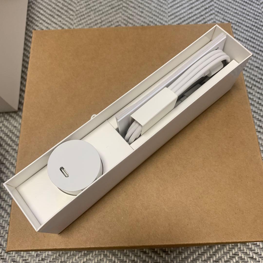  Quest 3 128GB VRヘッドセットとコントローラー