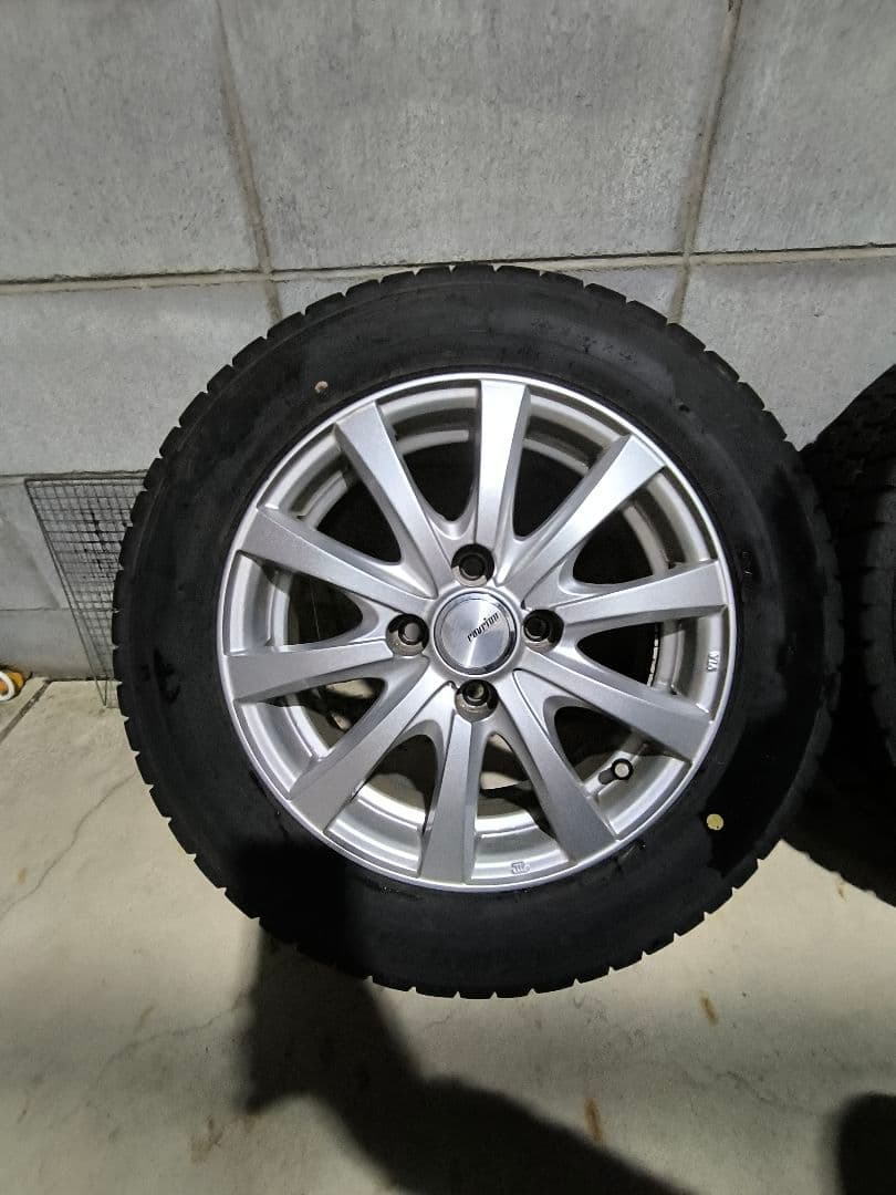 ［バリ溝]165/70R14ホイール付きスタッドレスタイヤ
