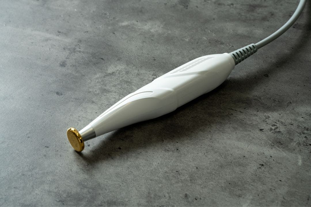 【最新美容機器！】ハイパーナイフ、キャビ、EMS、吸引、ニキビ治療など全身ケア！