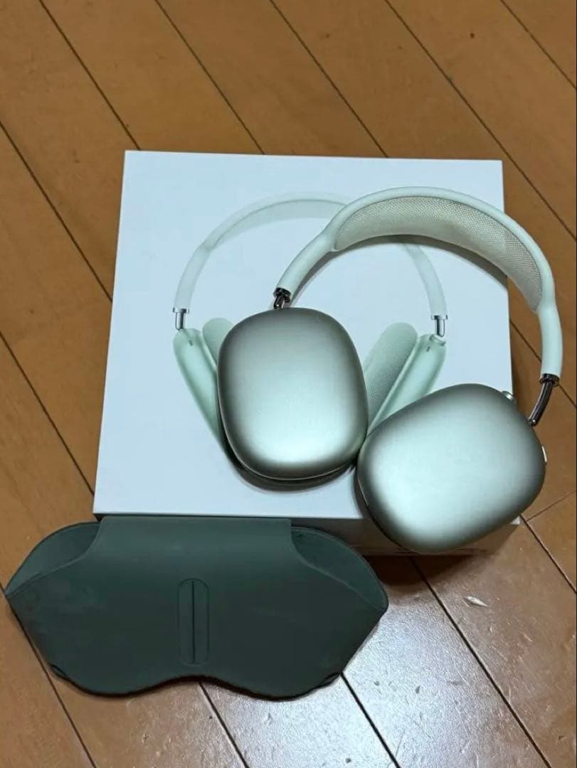 AirPods Max グリーン