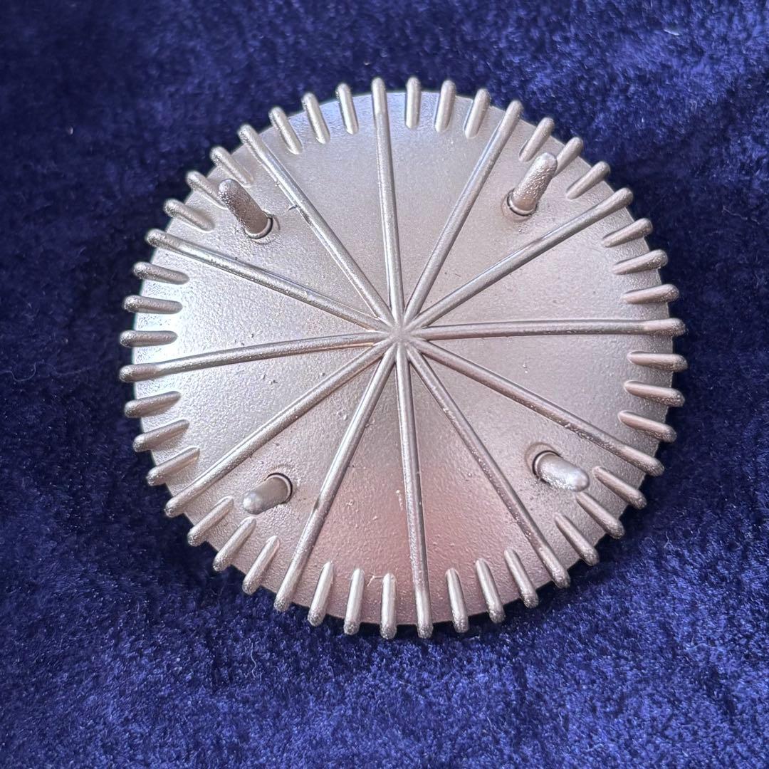 日清カップヌードル　すごいぞゴールドU.T￼.13mm 純金ちっちゃフィギュア