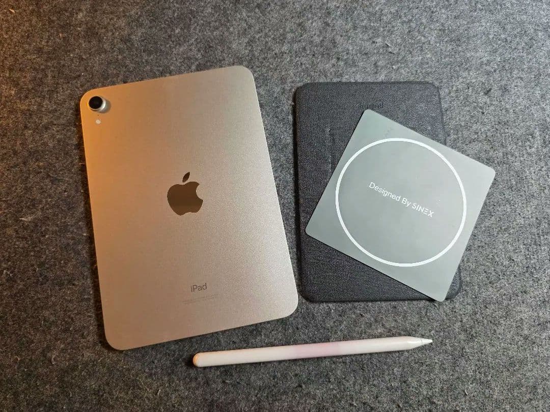 iPad mini 6世代　スターライト64GB スタンド&ペンシル付