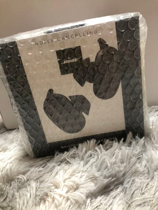 BOSE 完全ワイヤレスヘッドホンQC Earbuds BLK トリプルブラック