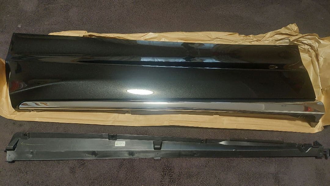 ハリアー　モデリスタ　左フロントパネル